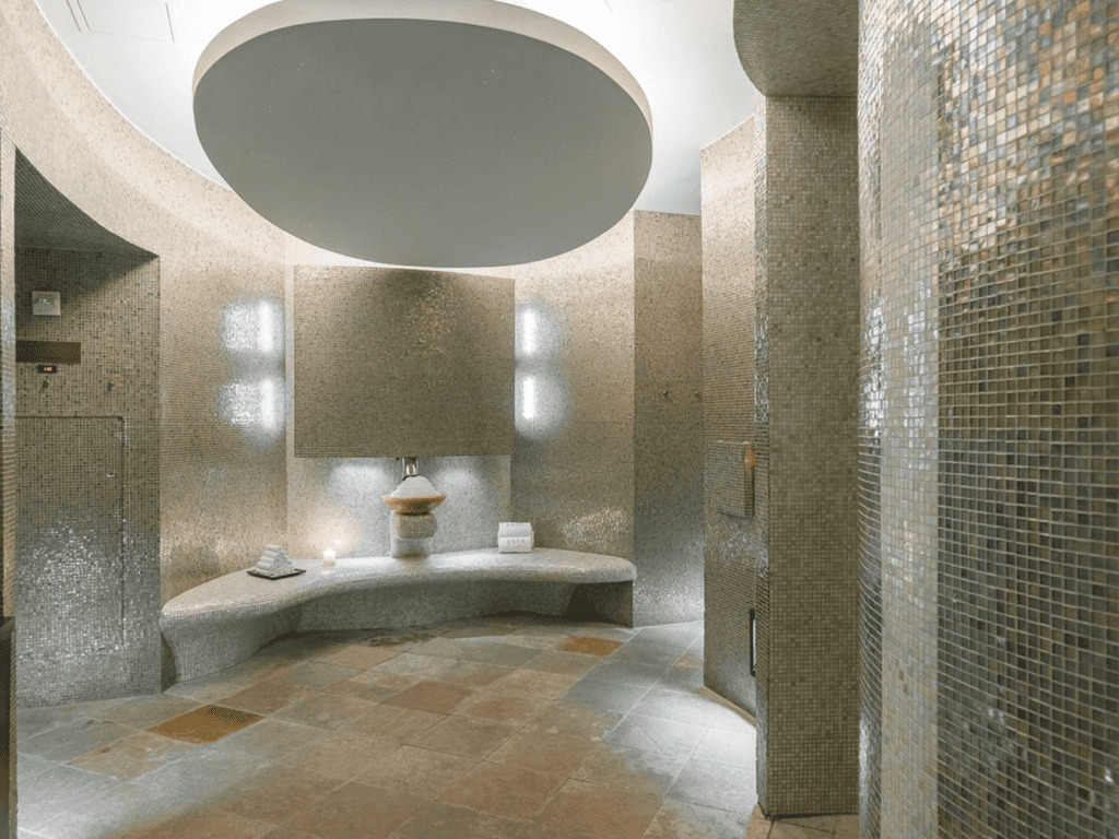 Acqualina Resort & Residences