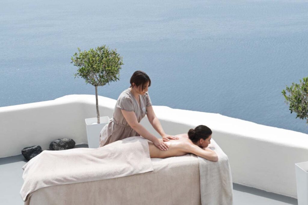 01 - Canaves Oia Suites 06