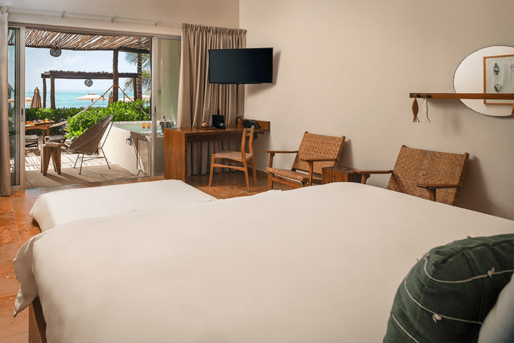 03 - Boutique Living by the Beach 05