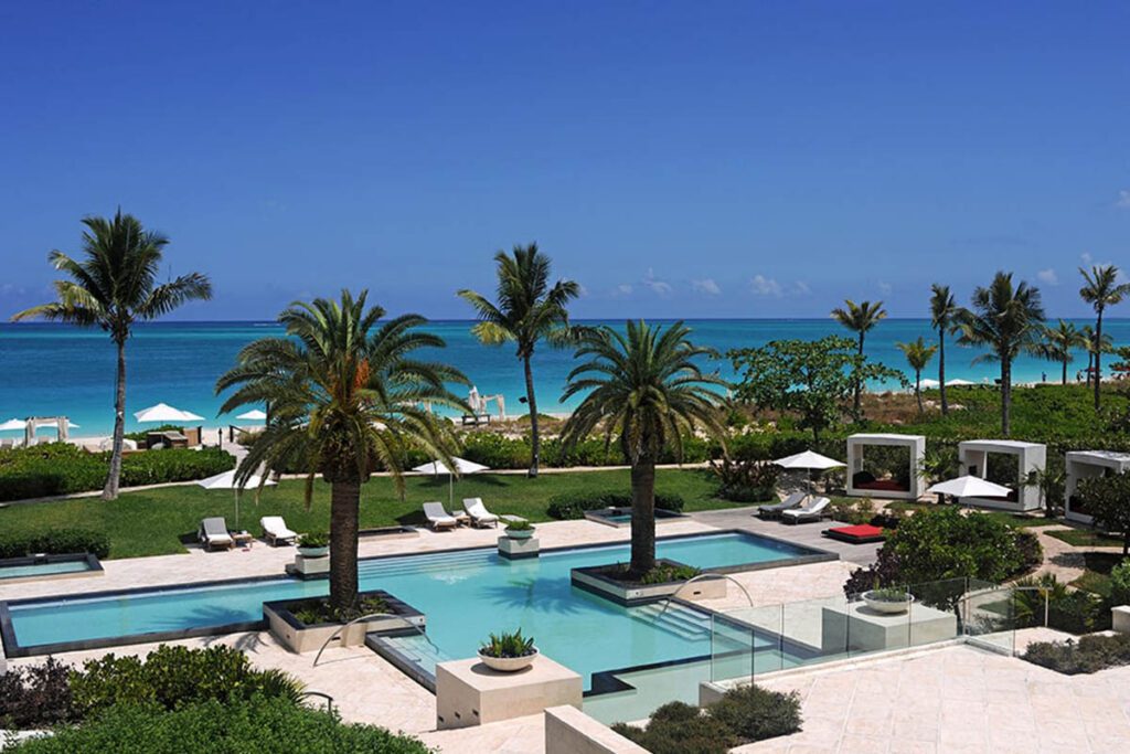 01 - Grace Bay Club 06