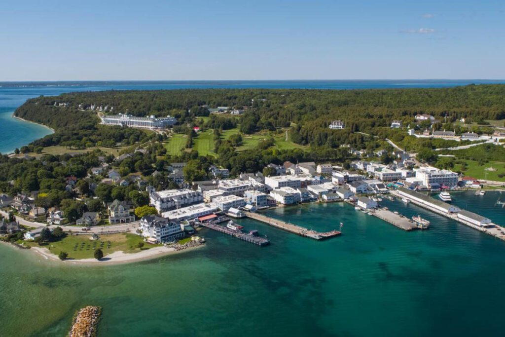 03 - Grand Hotel, Michigan 04