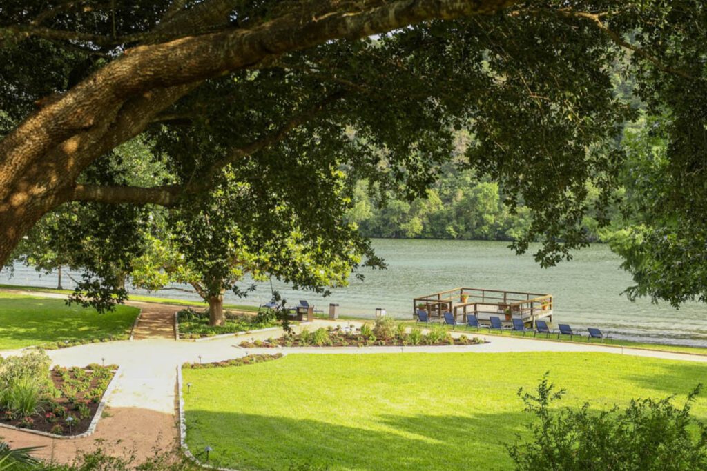 04 - Lake Austin Spa Resort, Texas 01