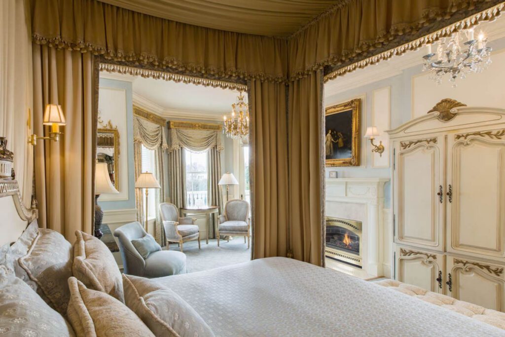 02 - The Chanler at Cliff Walk 06