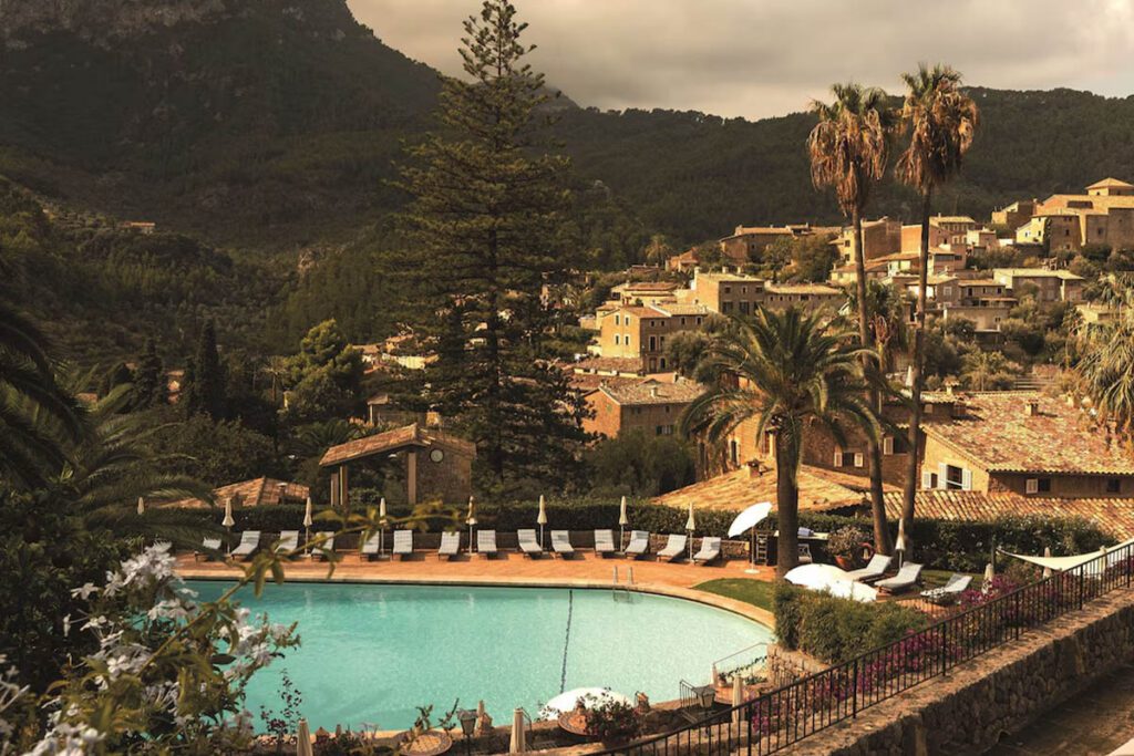 01 - La Residencia, A Belmond Hotel 02