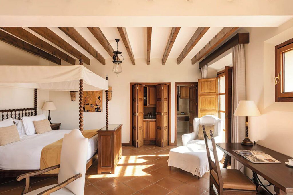 01 - La Residencia, A Belmond Hotel 03