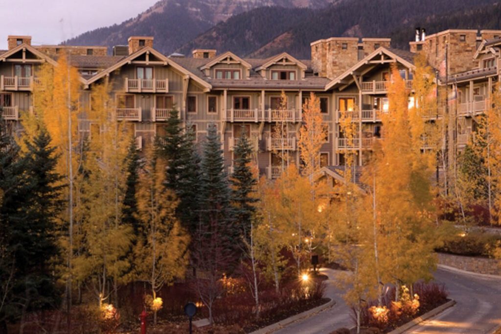 02 - Four Seasons Resort and Residences Jackson Hole 02
